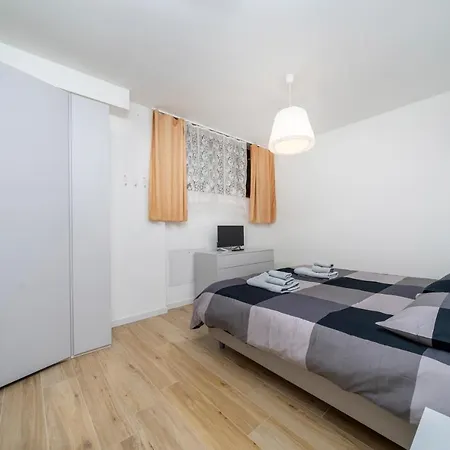 شقة Alpi Giulie Chey *