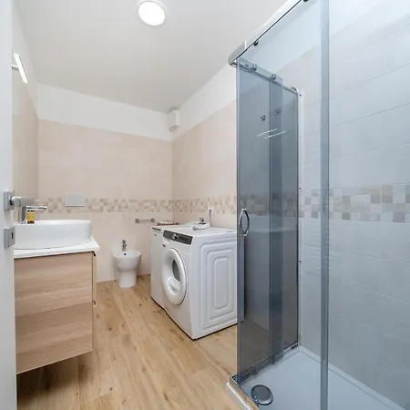 Alpi Giulie Chey شقة *